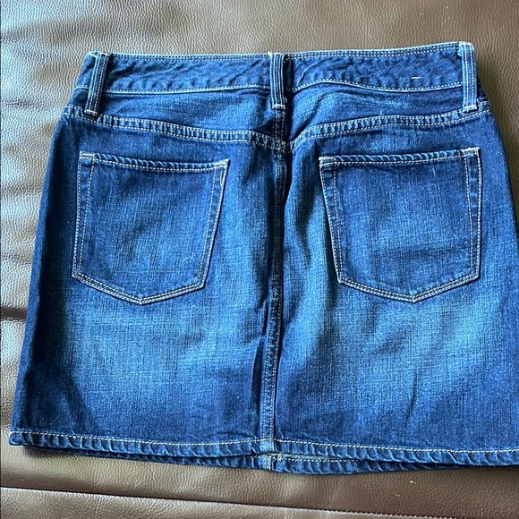 GAP Blue and Gold Mini Pencil Skirt - Picture 2 of 3